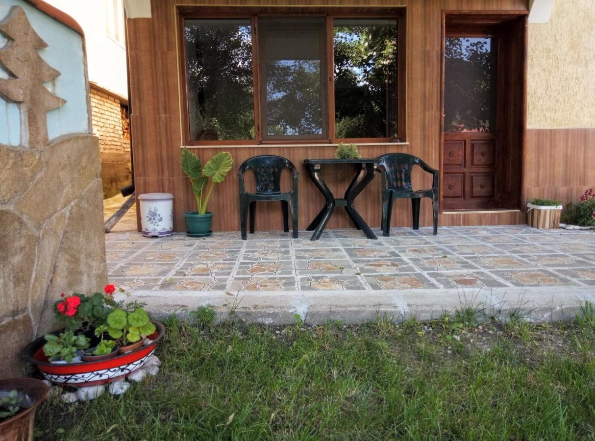 Guest House Milka Yagodina Exterior foto